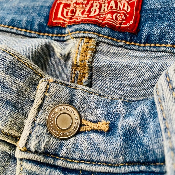 🍀 Lucky brand skinny jeans. 🍀 - Picture 5 of 8